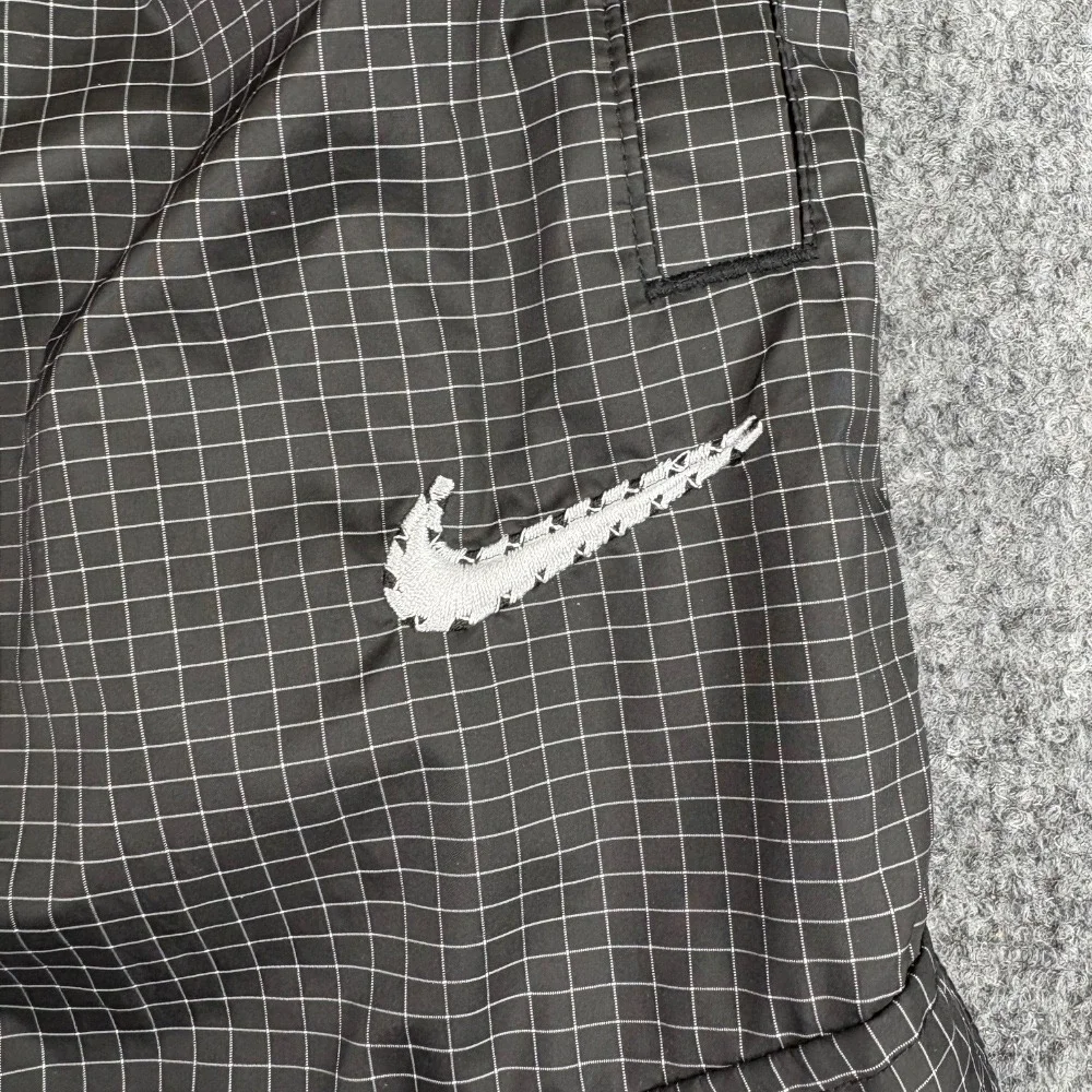 Nike Outdoor Play Hybrid DQ8741 Big Kids XL Black Sweatpants Joggers Track Pants
